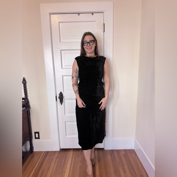 Vintage Dresses & Skirts - 70s Vintage Black Velvet Column Dress w Side Slits and Gold Sequin Details Sz M